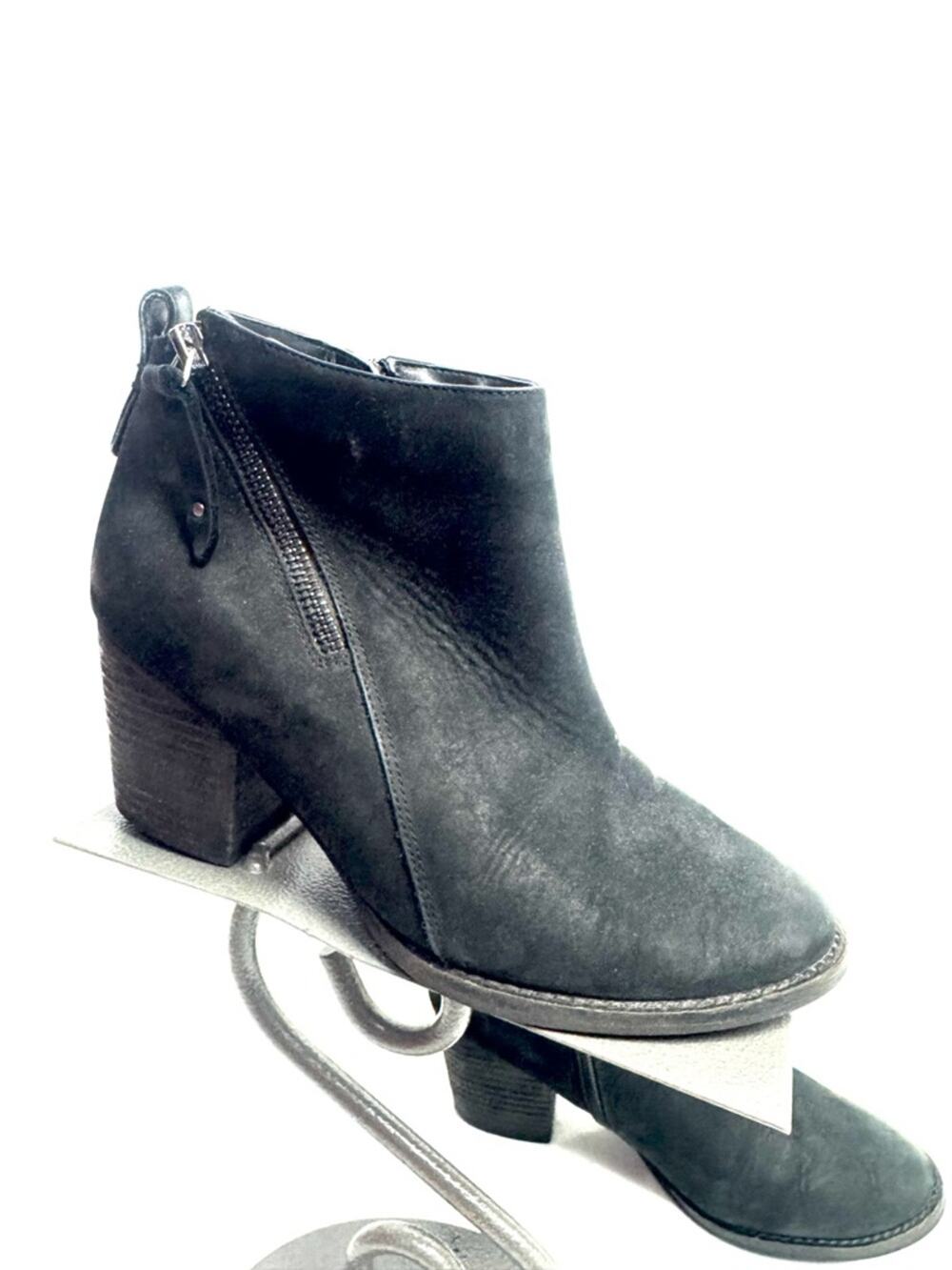 Aqua College Black Waterproof Ankle Boots Size 8